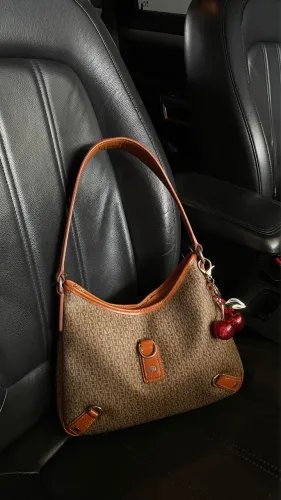 Bolsa em couro Victor Hugo vintage 