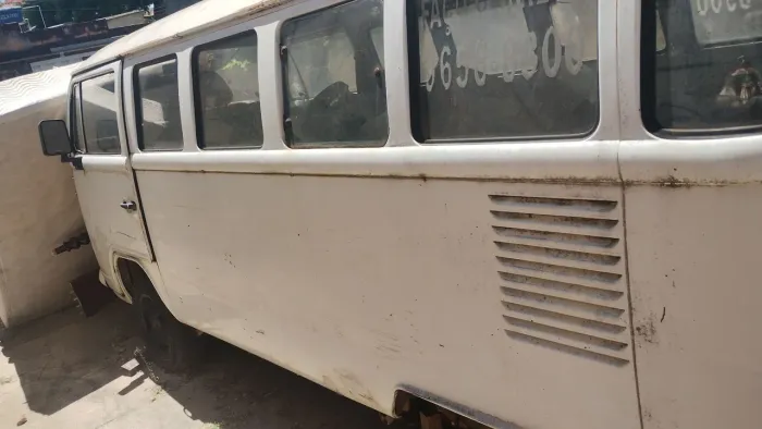 Volkswagen Kombi Standard/ Luxo/ Serie Prata 1996