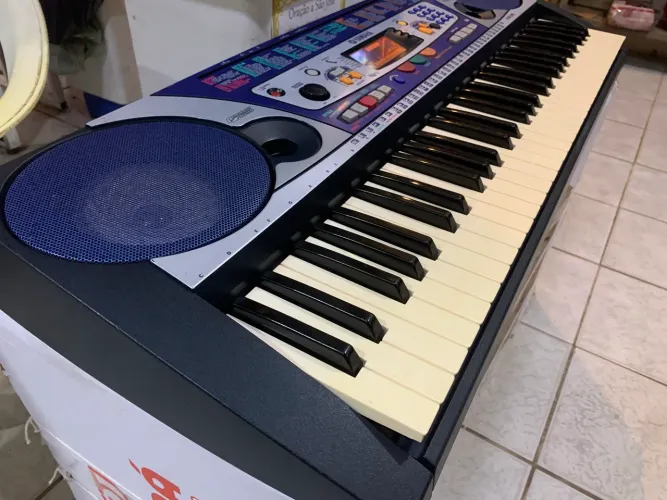 Teclado Yamaha psr 260