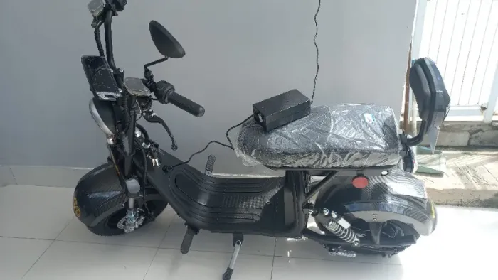 Vendo moto elétrica muito nova