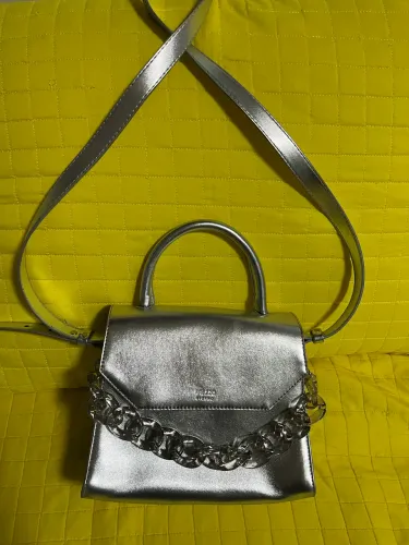 Bolsa Arezzo