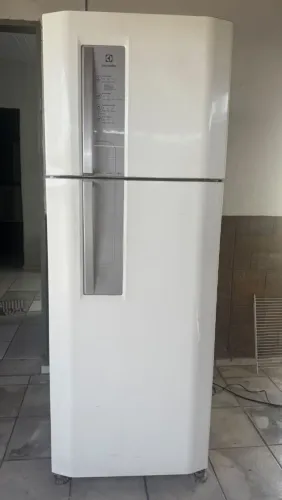 Geladeira Fros Free 450 litros 1 mês de garantia faço entrega