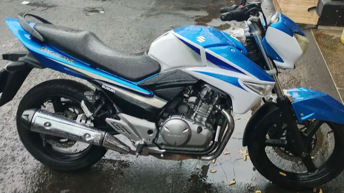 Suzuki Inazuma 250