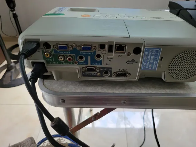 Projetor EPSON PowerLite 93+