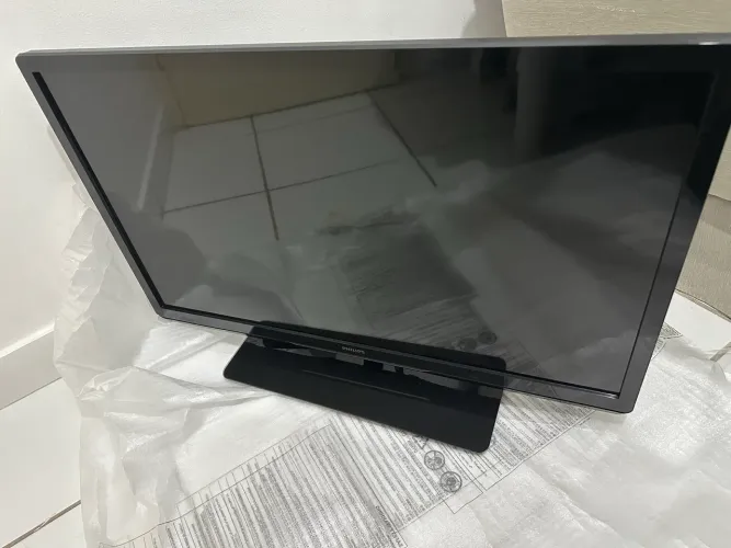 TV Philips 32 LED - Excelente Estado
