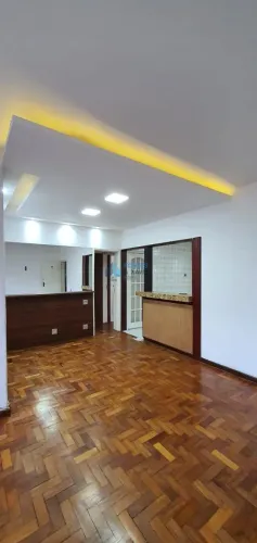 APARTAMENTO À VENDA | ESPAÇO, CONFORTO E ÓTIMA LOCALIZAÇÃO...