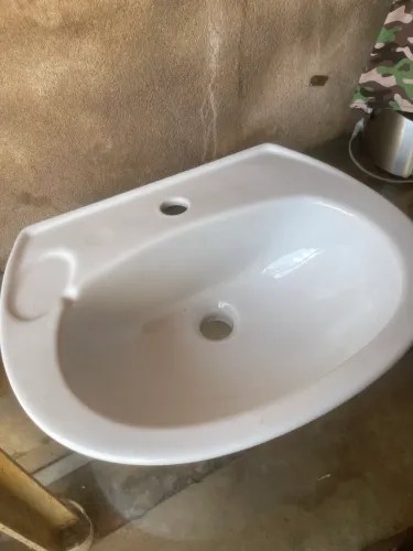 Venda -se pia e vaso 600,00