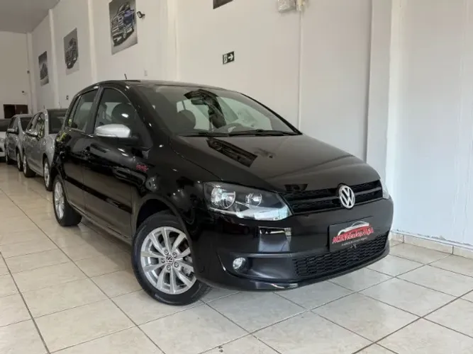 Volkswagen Fox Rock IN RIO 1.6 MI Total Flex 8V 5P 2014