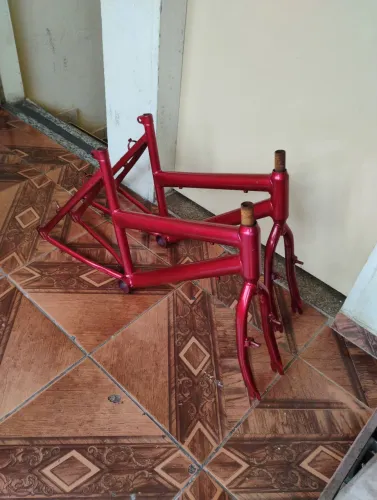 2 quadro com garfo aro 20
