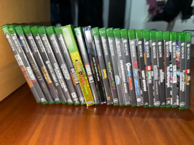 Diversos jogos XBOX em Ótimo Estado