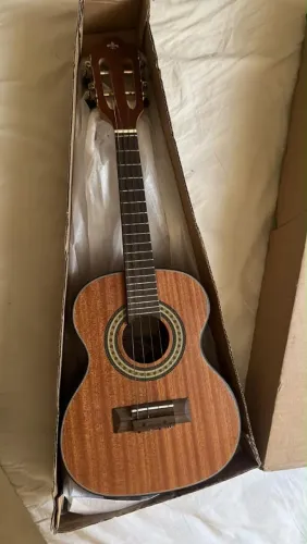 Cavaquinho Strinberg UK-2000 - Novo