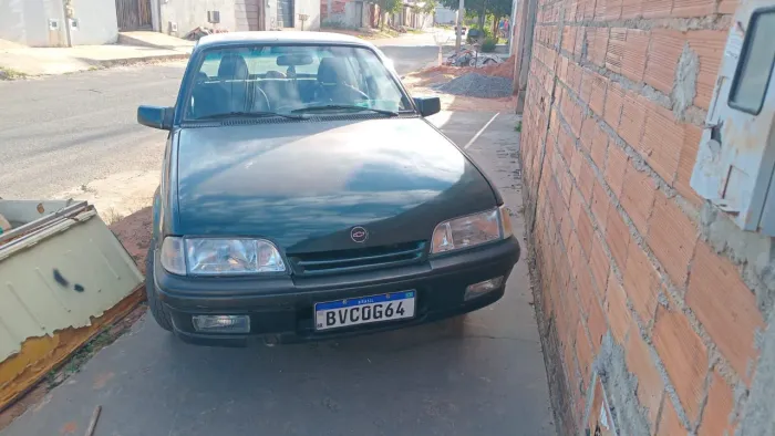 Chevrolet Monza Classic SE 2.0 /mpfi E EFI 2P E 4P 1991