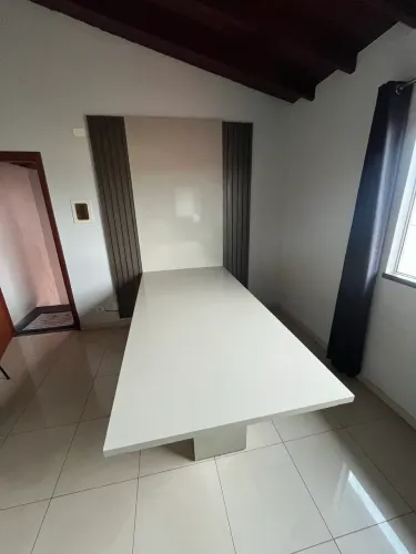 Móveis 1ª linha pela metade do preço