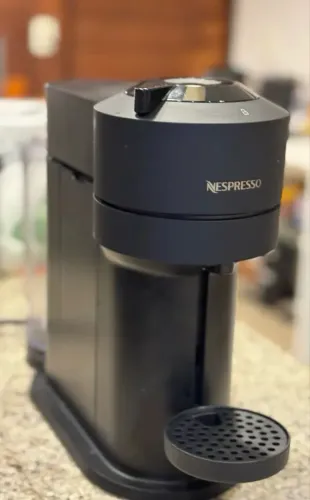 Vendo cafeteria Nespresso Vertuo