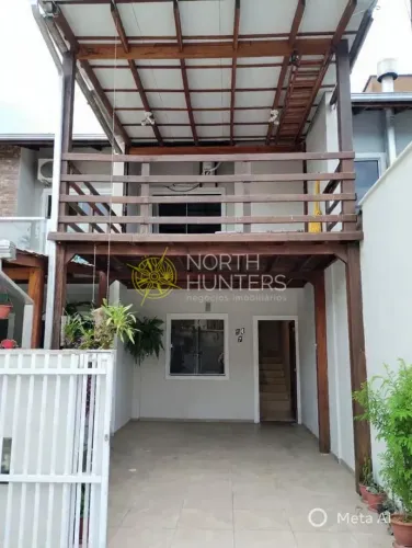 Casa à venda, Vila Nova, Joinville, SC. Estuda permuta por casa Averbada.