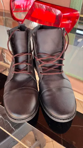 Vendo bota masculina 