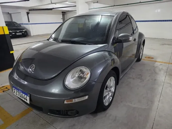 Volkswagen New Beetle 2.0 MI Mec./aut. 2010