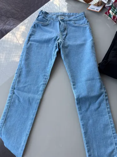 Calça Jeans Clara - Tamanho 10