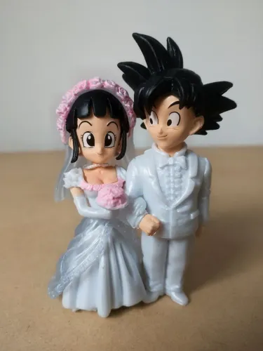 Topo de Bolo Casamento Goku e Chichi Dragon Ball Z Action Figure 10cm