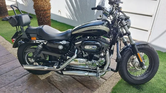 HARLEY-DAVIDSON SPORTSTER 1200C