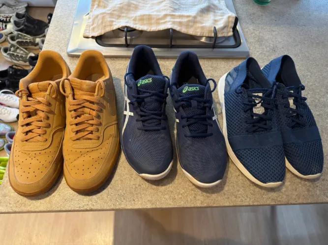 3 Tênis Masculinos Nike, ASICS e Adidas - Nº 43