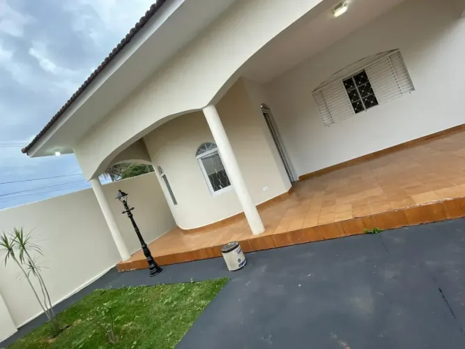 Casa com 3 quartos, sendo 1 suíte no Jardim Alvorada - Três Lagoas - MS
