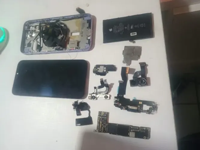Carcaça e Peças completas Iphone 12 -