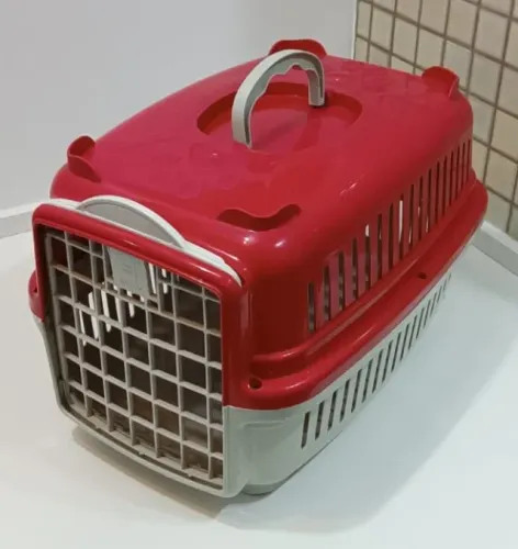 Caixa de Transporte Cachorros e Gatos