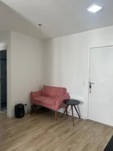 ALUGA-SE APARTAMENTO - LAPA 
