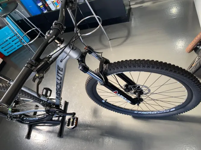 Bicicleta absolute Nero 5