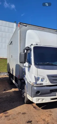 Mercedes bens 1016 Baú