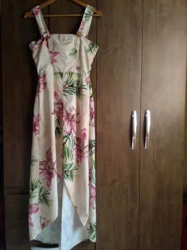 Vestido longo floral