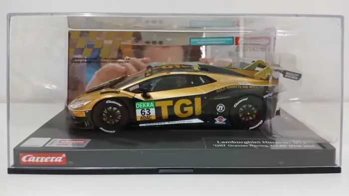 Autorama Carrera Digital 1:24 Lamborghini Huracán GT3 "GRT Grasser Racing, No.63"