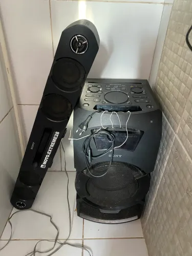 Caixa de Som Sony MHC-GT3D