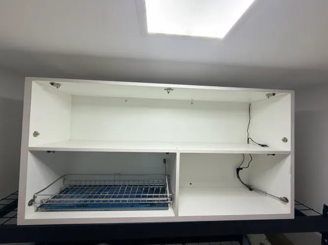 Armário suspenso de varanda ou cozinha
