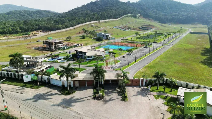 ?? Terreno em Condomínio Fechado Parque do Lago Camboriú | Lotes de 450m² a 940m² | Pronto