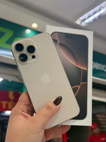 16 PRO MAX 256 GB