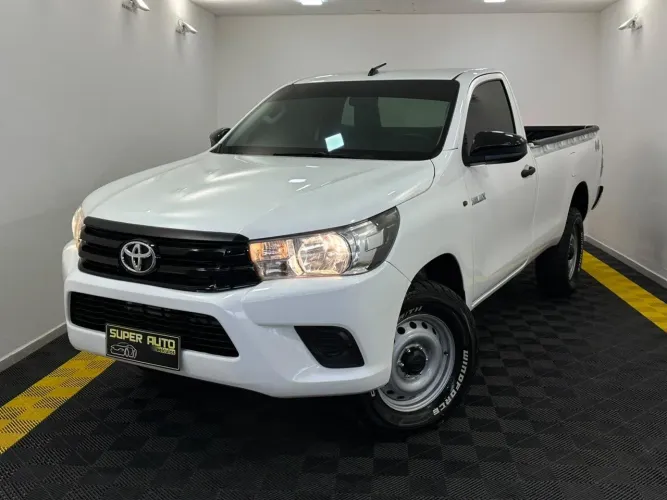 Toyota Hilux CS 4X4 2.8 TDI Diesel Mec. 2020
