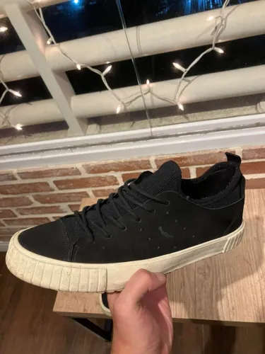 Tenis Reserva Astral - Tamanho 42 - 100% Oficial - Veste como uma meia, Muito confortavel