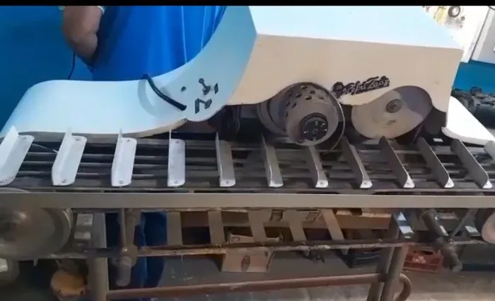 Seladora Semi-industrial para selar sorvetes 