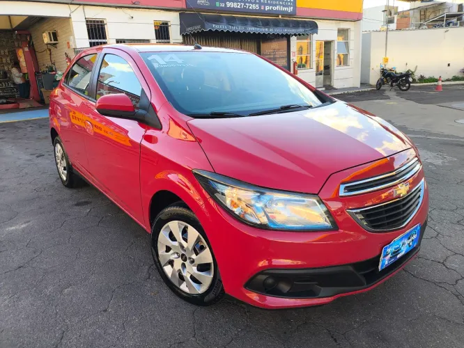Chevrolet Onix Hatch LT 1.4 8V Flex Power Mec. 4P 2014