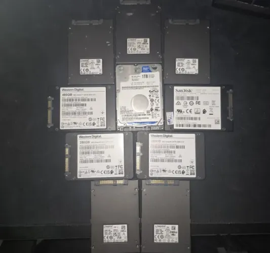 Lote de SSDs