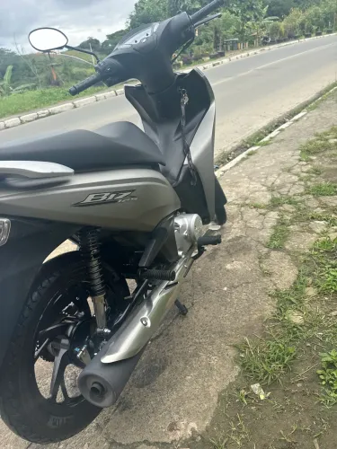 Vendo uma Biz 125