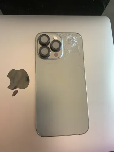 iPhone 13 Pro (128GB) - Venda Rápida