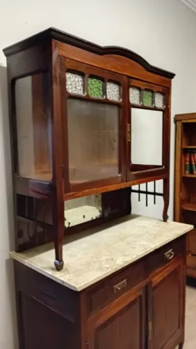 Para vender hoje ( Belíssimo Louceiro de Fazenda)