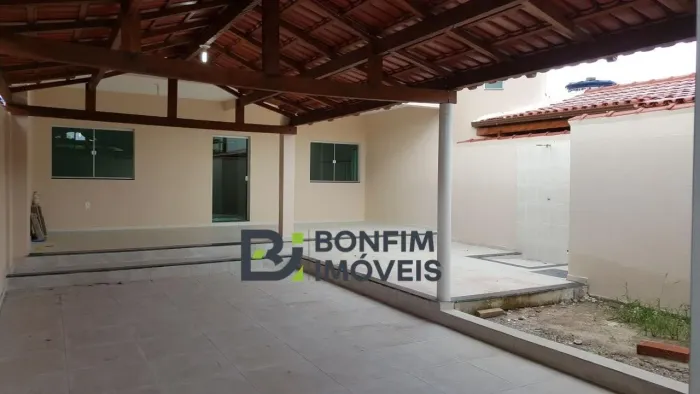 Casa sobreposta térreo nova em Mucuri / BA por apenas R$ 350.000,00!!