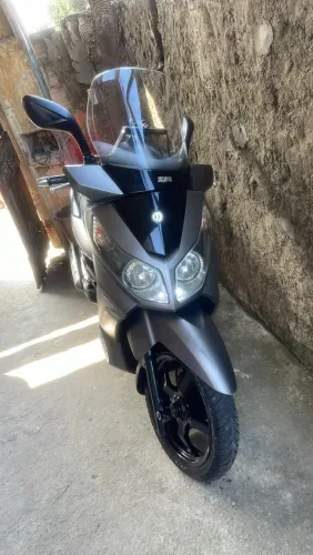 Dafra 300i