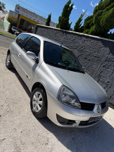 Renault Clio Campus Hi-flex 1.0 16V 3P 2010