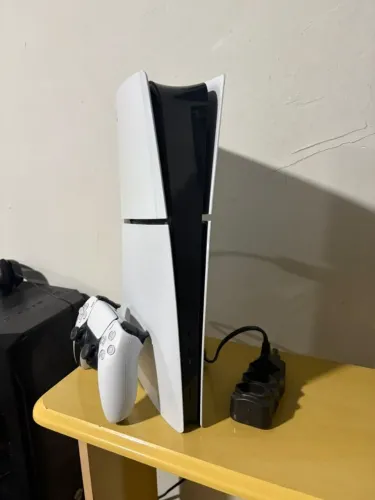 PS5 Slim Digital