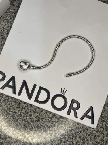 Pandora pulseira